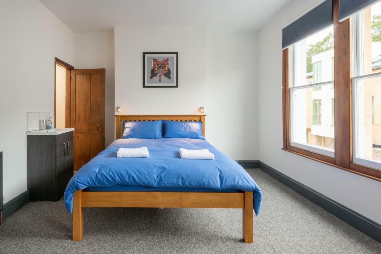 ホテル 144 Lower Cheltenham Place ブリストル エクステリア 写真