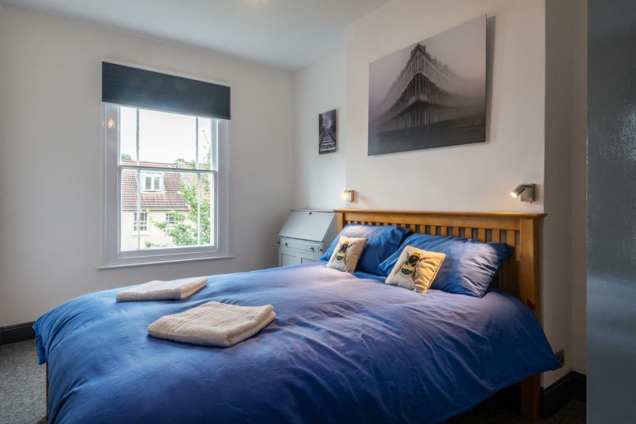 ホテル 144 Lower Cheltenham Place ブリストル エクステリア 写真