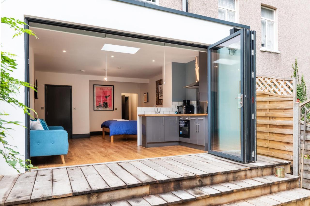 ホテル 144 Lower Cheltenham Place ブリストル エクステリア 写真