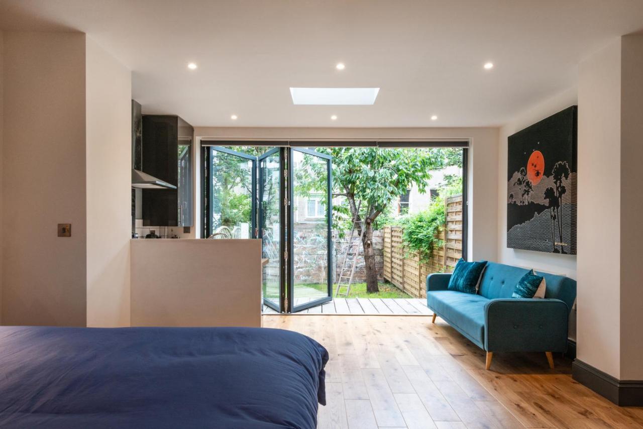 ホテル 144 Lower Cheltenham Place ブリストル エクステリア 写真
