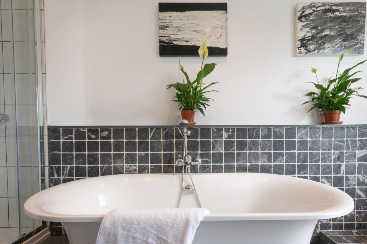 ホテル 144 Lower Cheltenham Place ブリストル エクステリア 写真